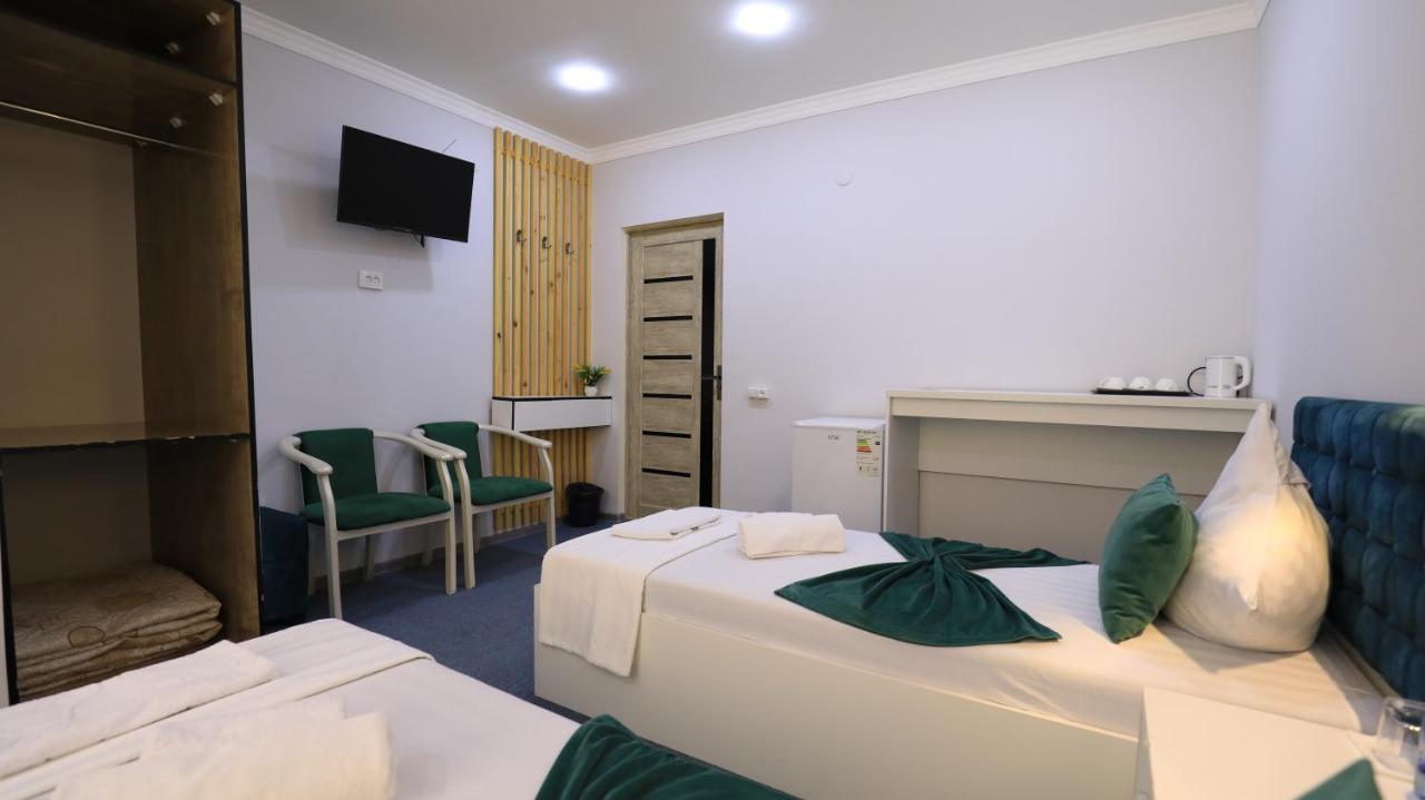 Sharq Hotel Ourguentch Extérieur photo