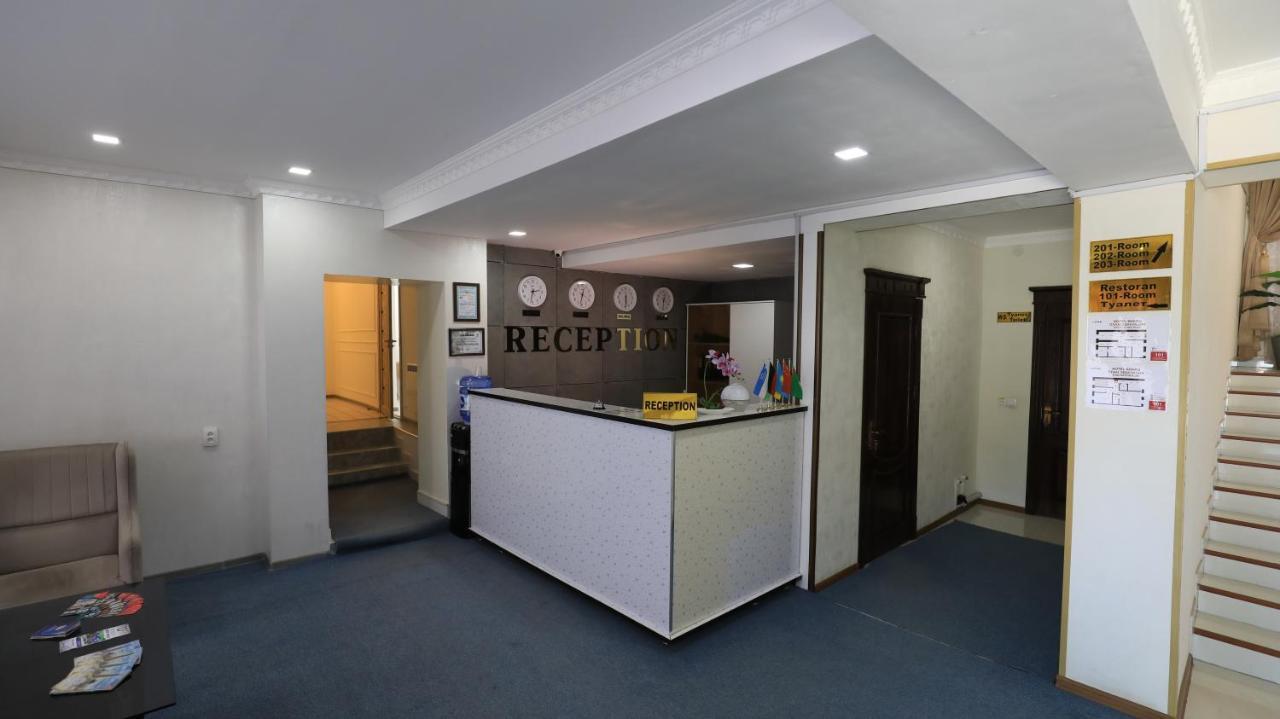 Sharq Hotel Ourguentch Extérieur photo