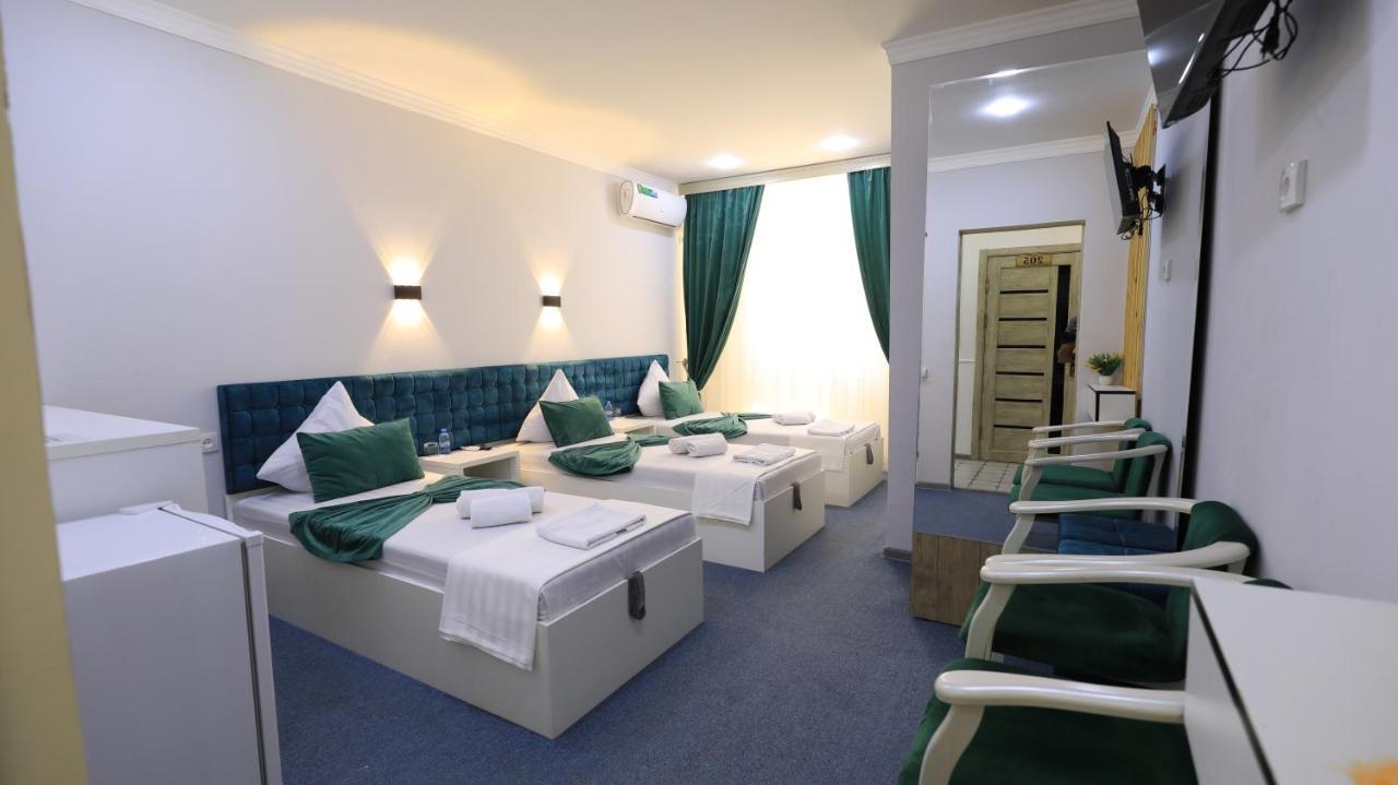 Sharq Hotel Ourguentch Extérieur photo